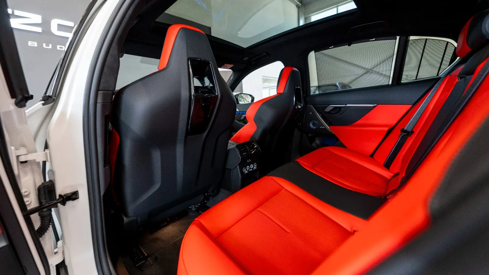 2025 BMW M5, 13/13