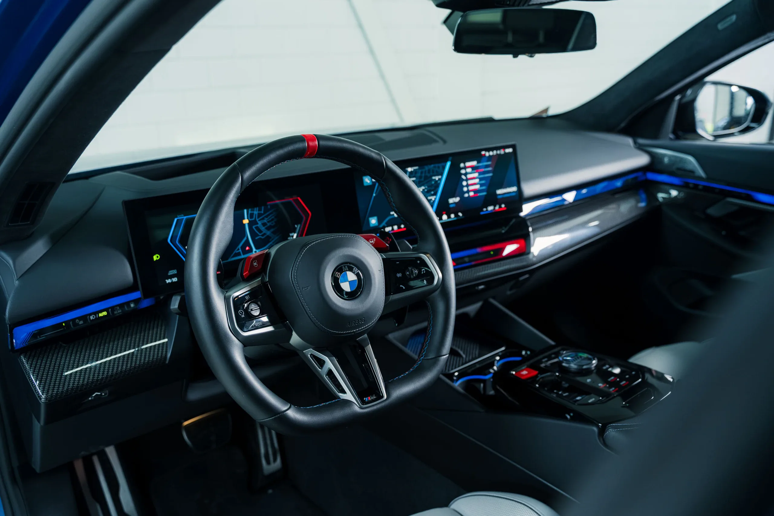 2025 BMW M5, 15/30