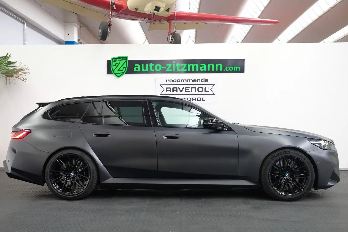 2025 BMW M5 Touring angeboten von einem Fachhändler in Nuremberg, Deutschland, Foto 5 von 15