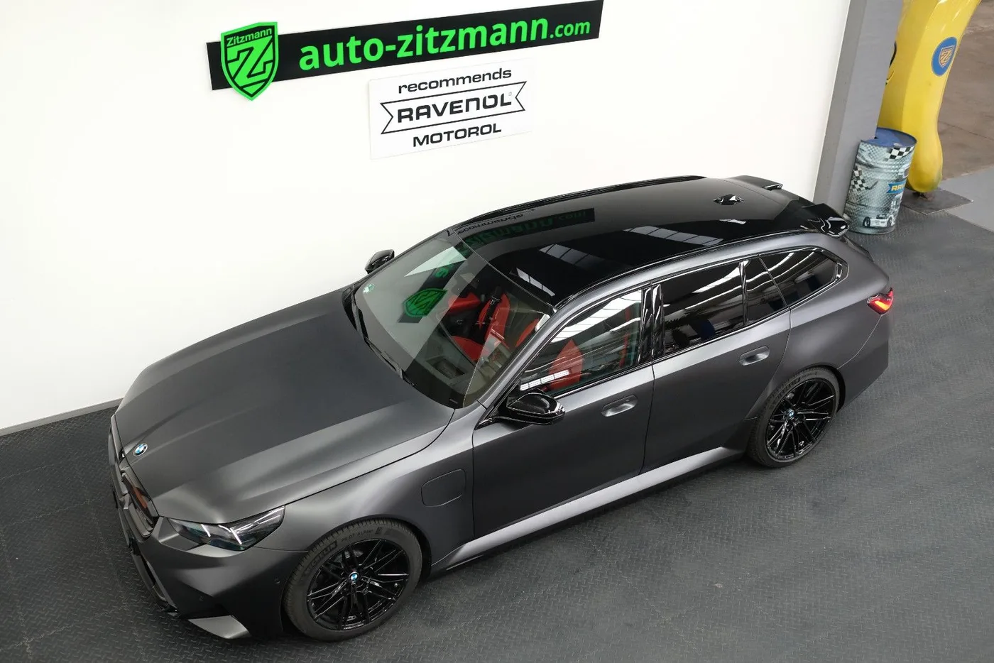 2025 BMW M5 Touring angeboten von einem Fachhändler in Nuremberg, Deutschland, Foto 10 von 15