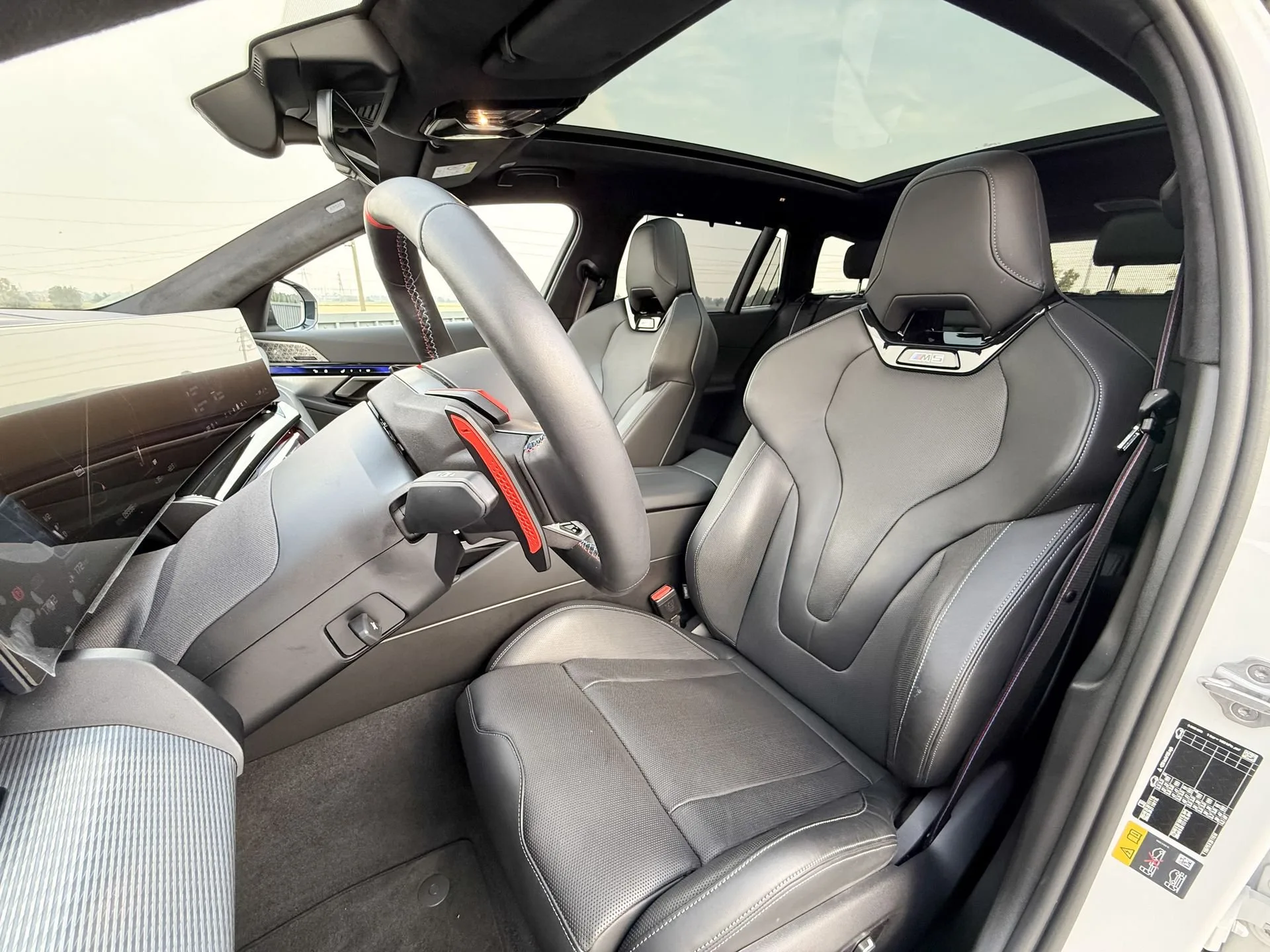 2025 BMW M5 Touring, 9/20