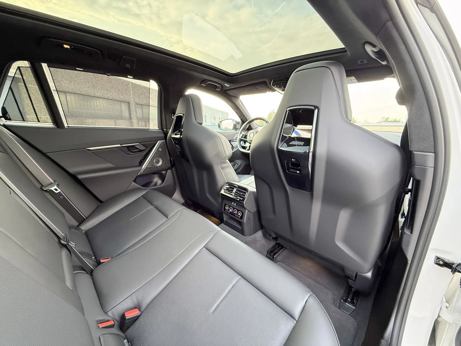 2025 BMW M5 Touring, 12/20