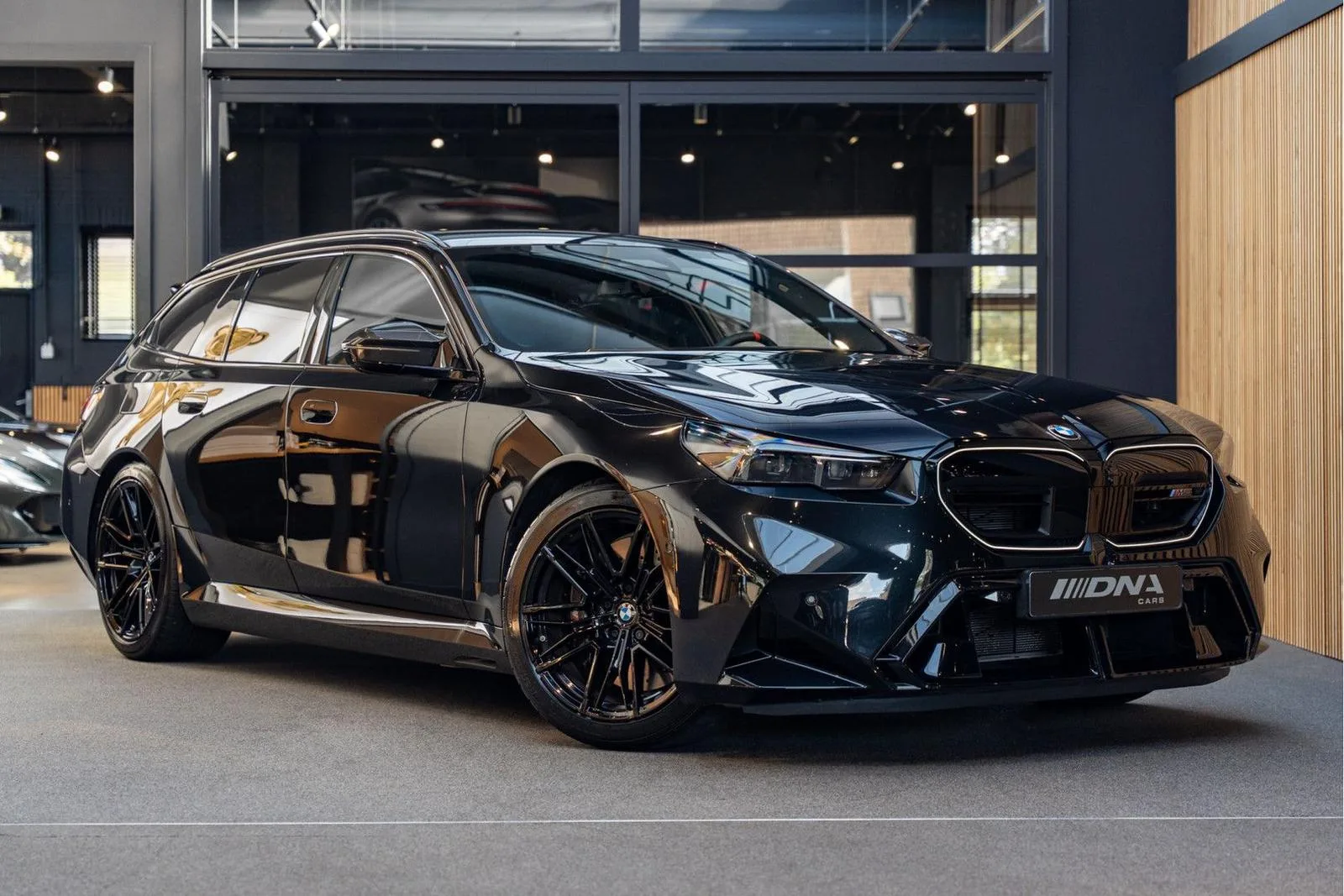 2025 BMW M5 Touring offered by a specialist dealer in Naarden, Netherlands, main photo