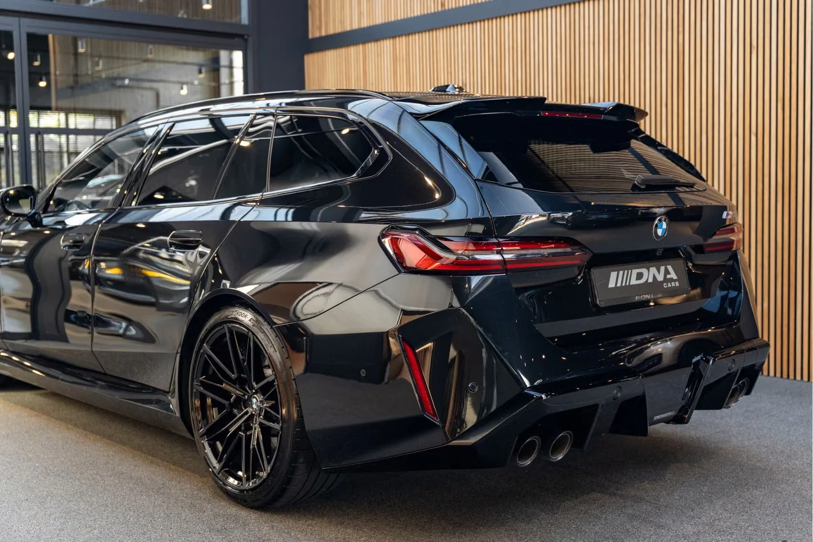2025 BMW M5 Touring, 9/30