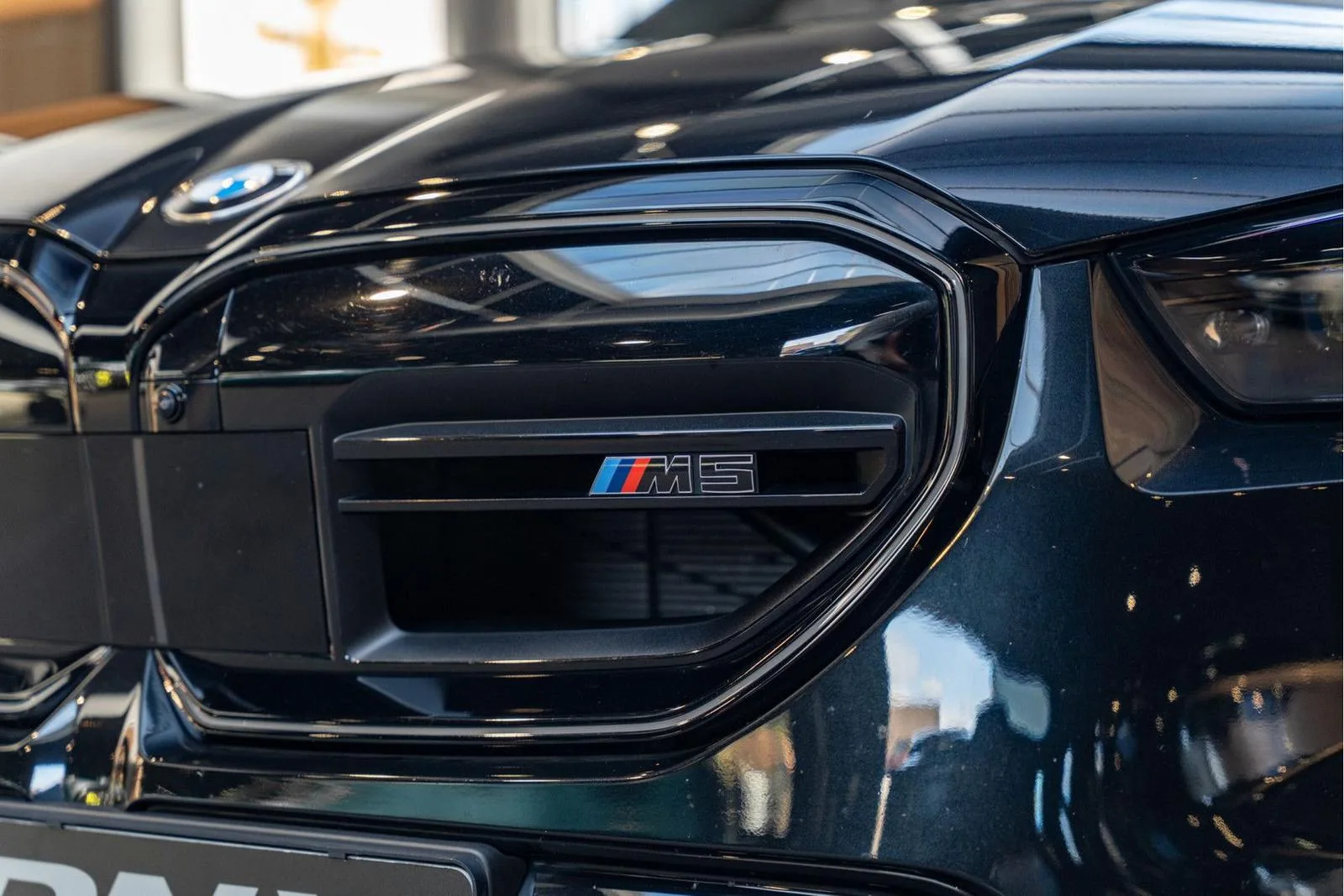 2025 BMW M5 Touring, 12/30