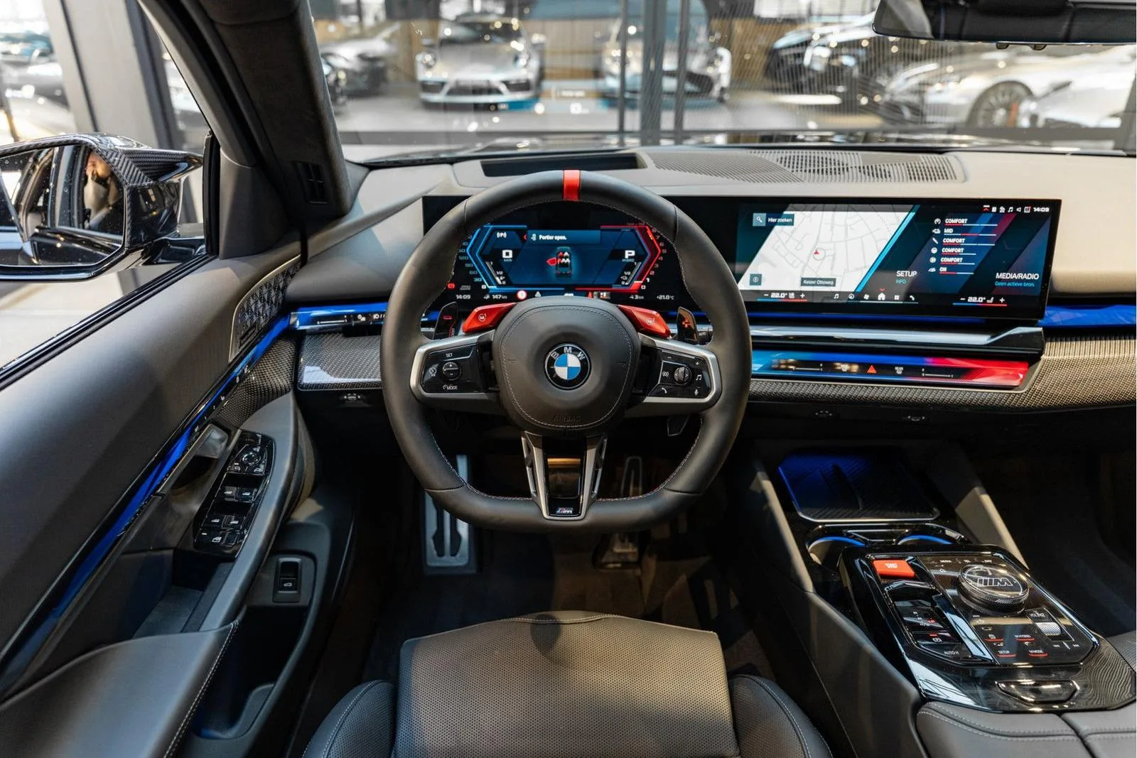 2025 BMW M5 Touring, 24/30