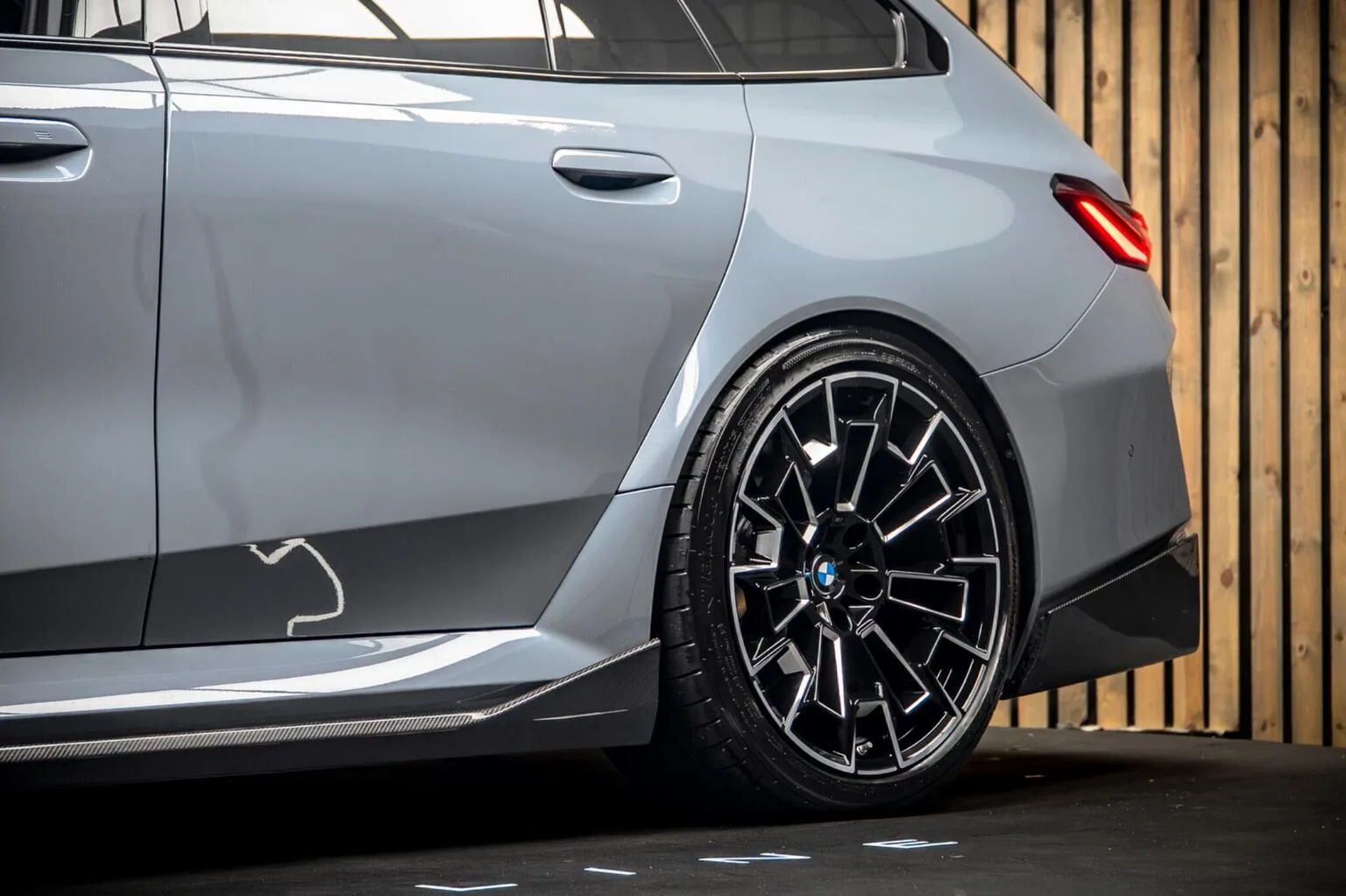 2025 BMW M5 Touring, 15/30