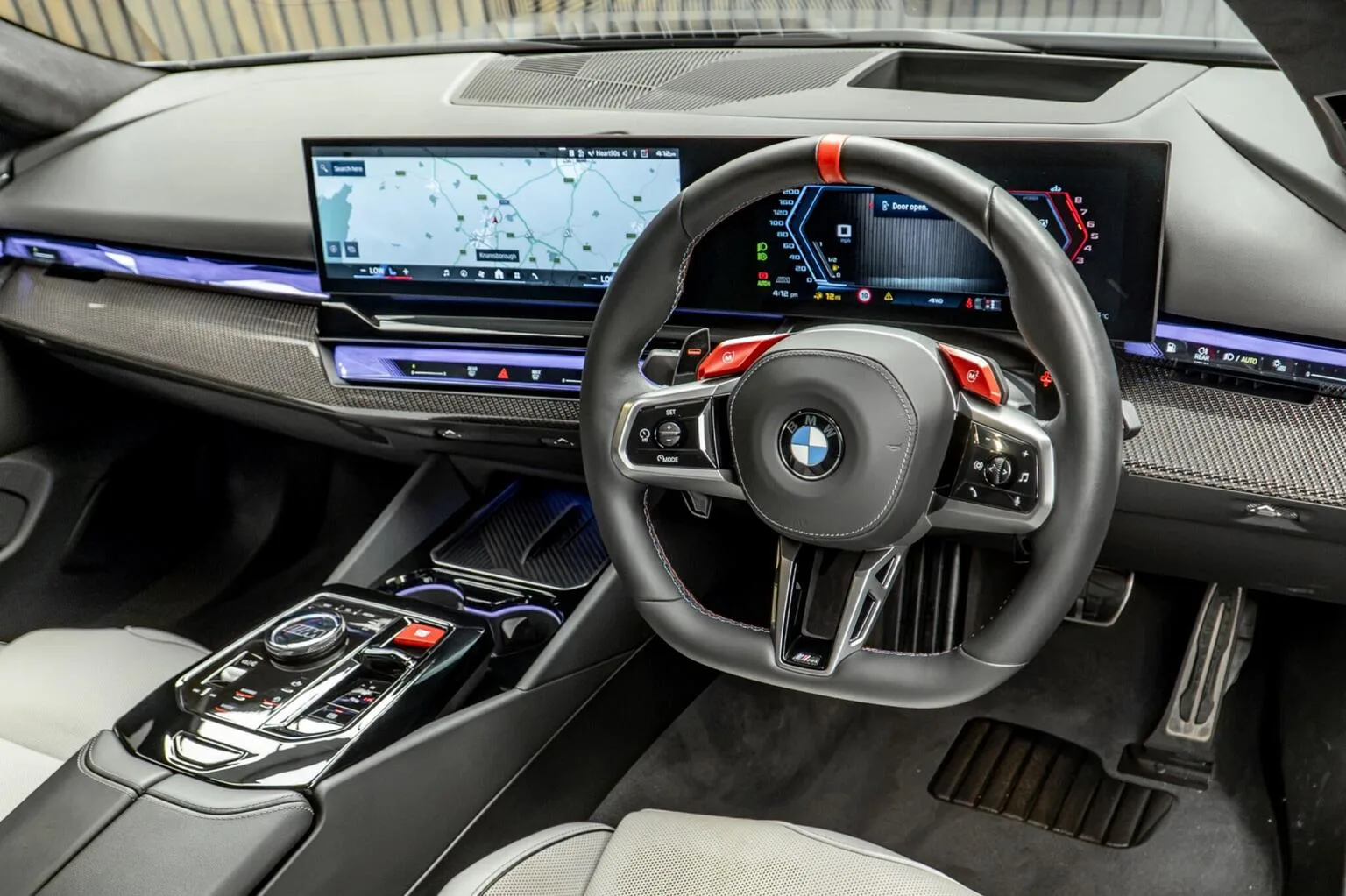2025 BMW M5 Touring, 21/30