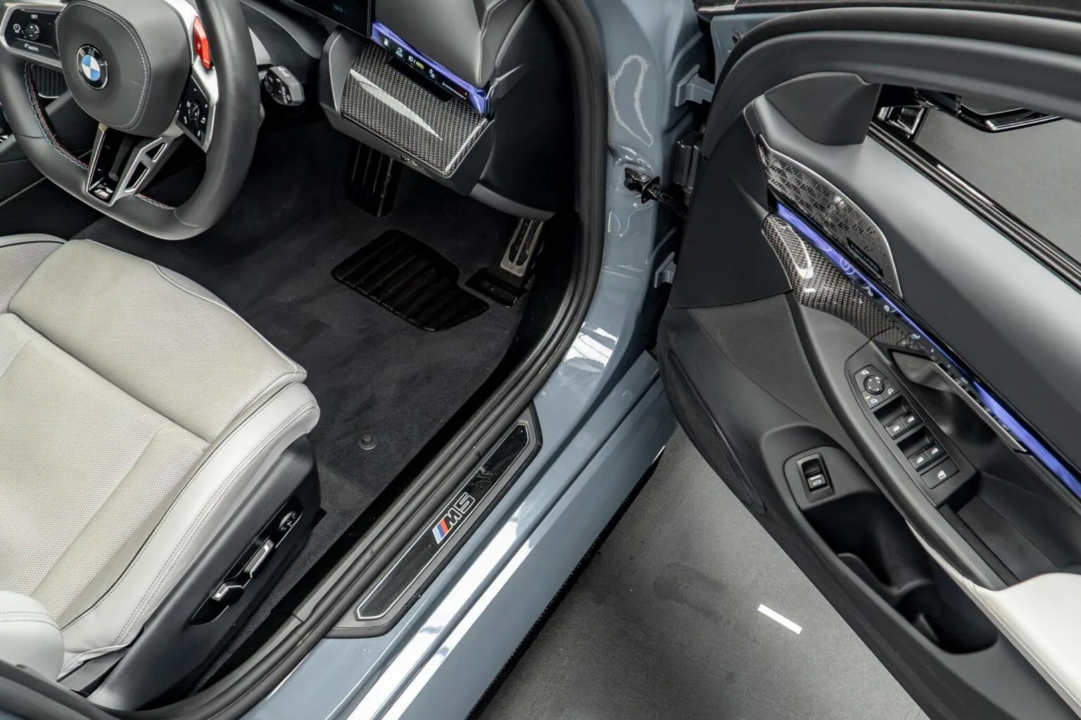 2025 BMW M5 Touring, 27/30