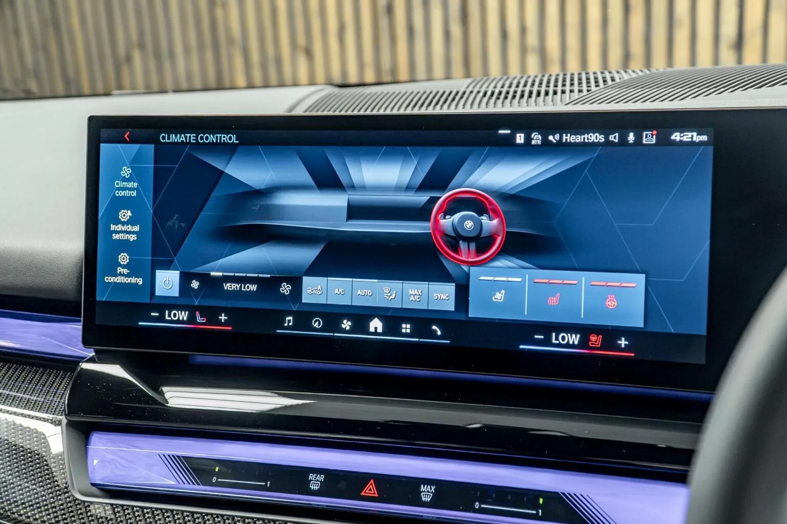 2025 BMW M5 Touring, 28/30
