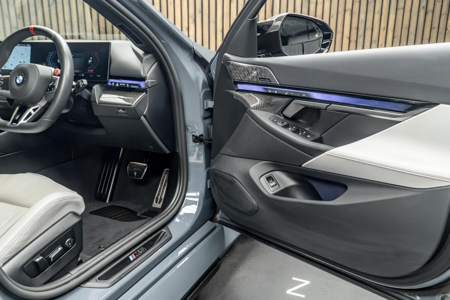 2025 BMW M5 Touring, 29/30