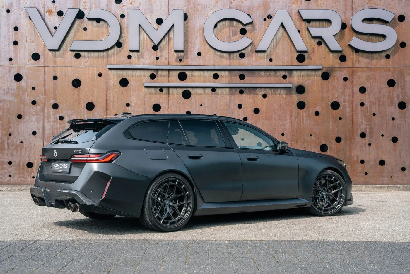 2025 BMW M5 Touring angeboten von einem Supersportwagenhändler in Gronau, Deutschland, Foto 3 von 25