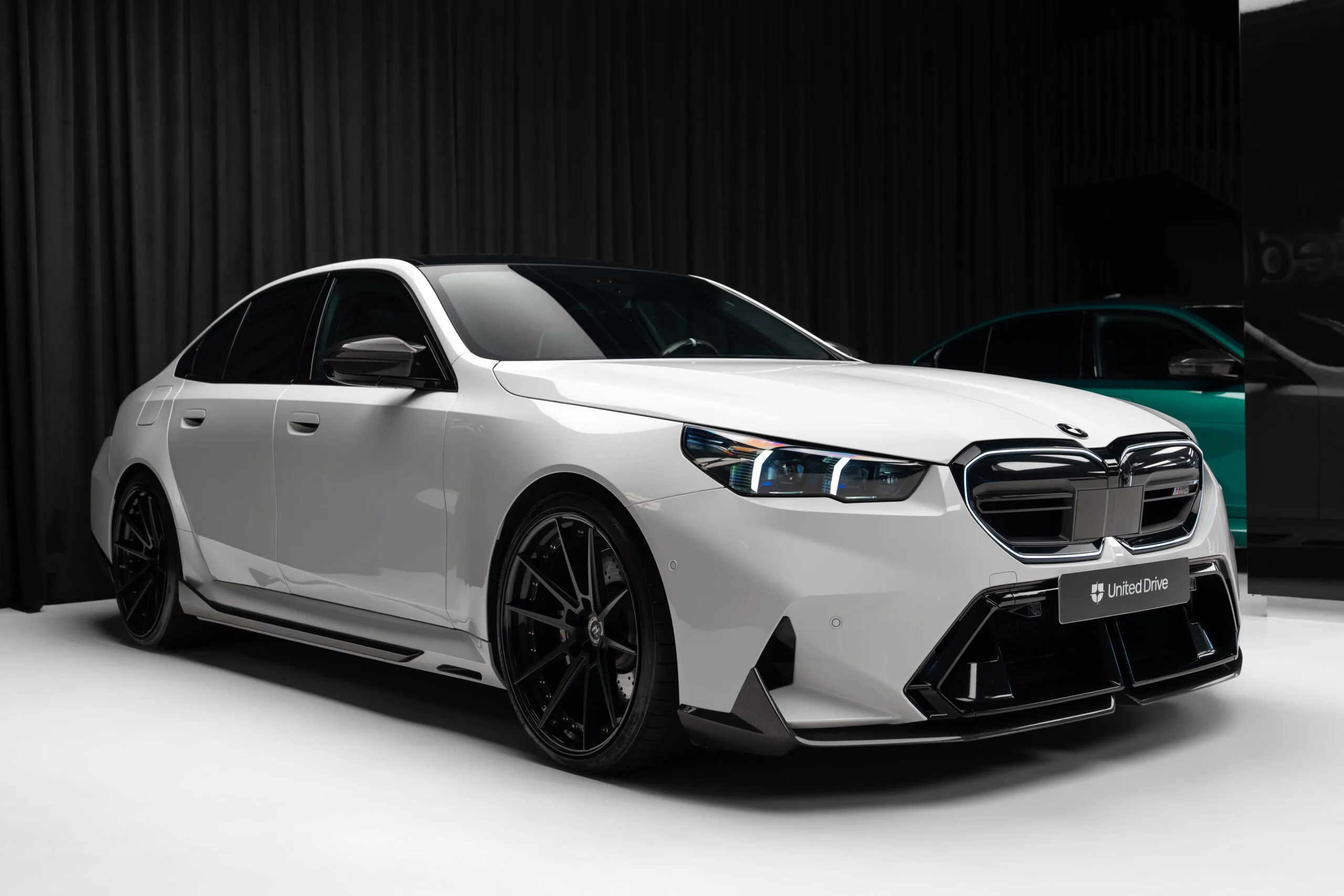 2025 BMW M5, 3/30