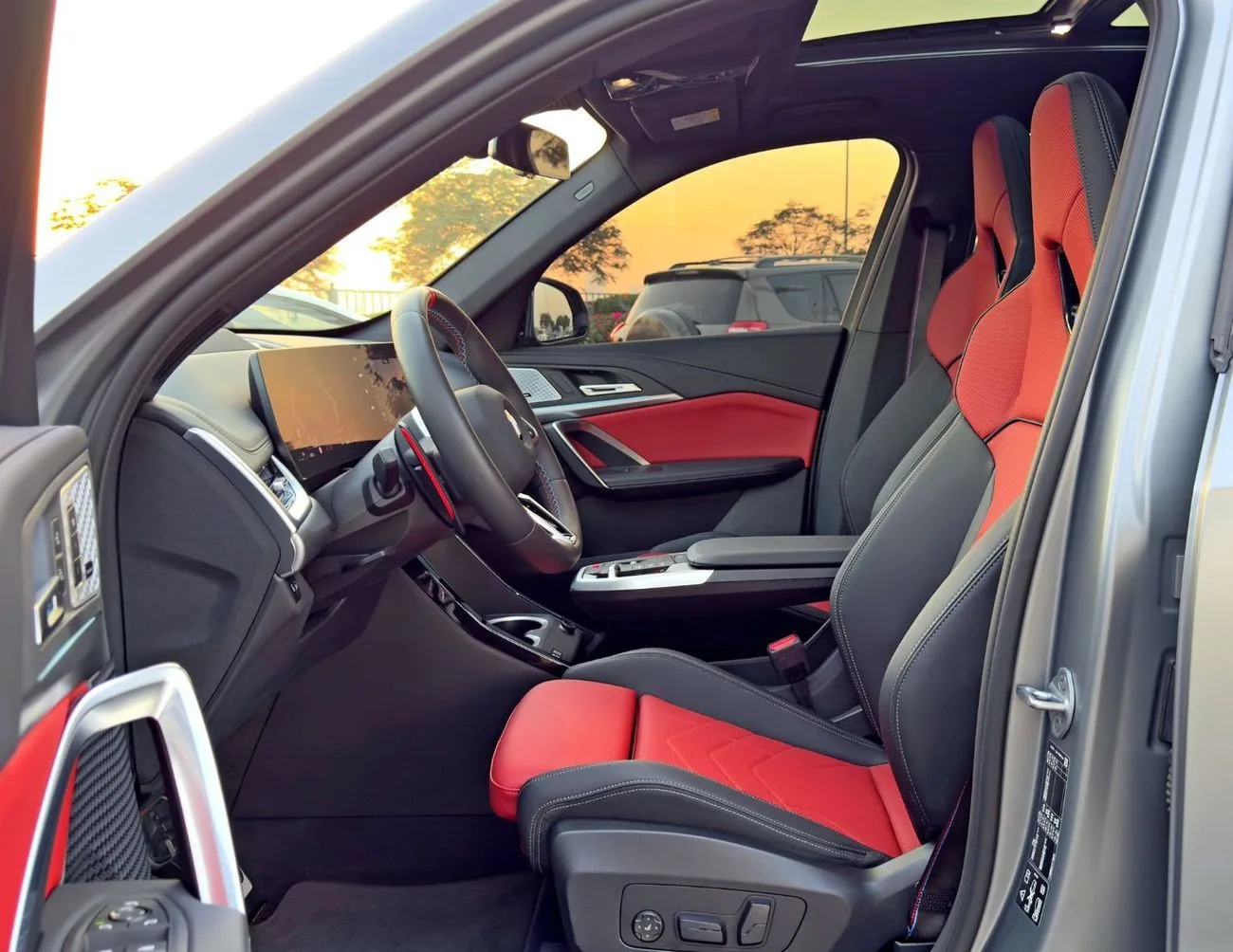 2025 BMW X1 M35i Xdrive offered by a specialist dealer in Dubai, United Arab Emirates, photo 9 of 14