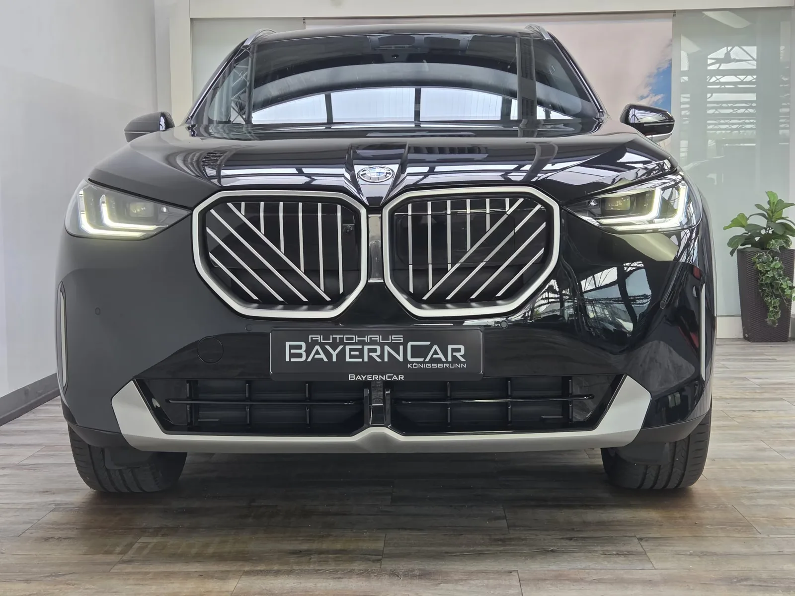 2025 BMW X3 xDrive20d, 2/30