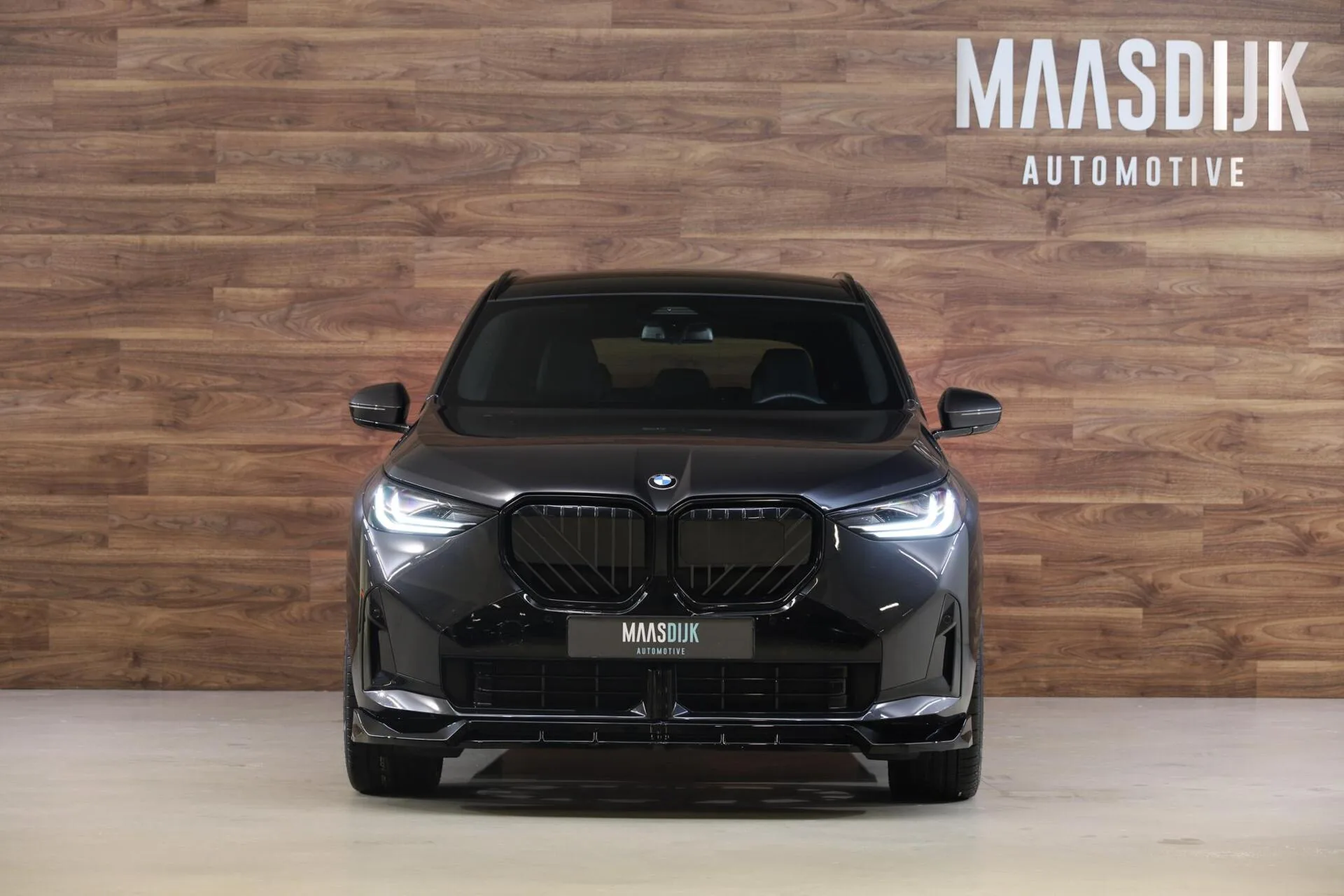 2025 BMW X3 xDrive30e M Sport, 2/30