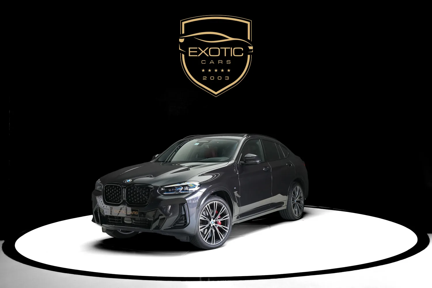 2025 BMW X4 angeboten von einem Fachhändler in Dubai, Vereinigte Arabische Emirate, Hauptfoto