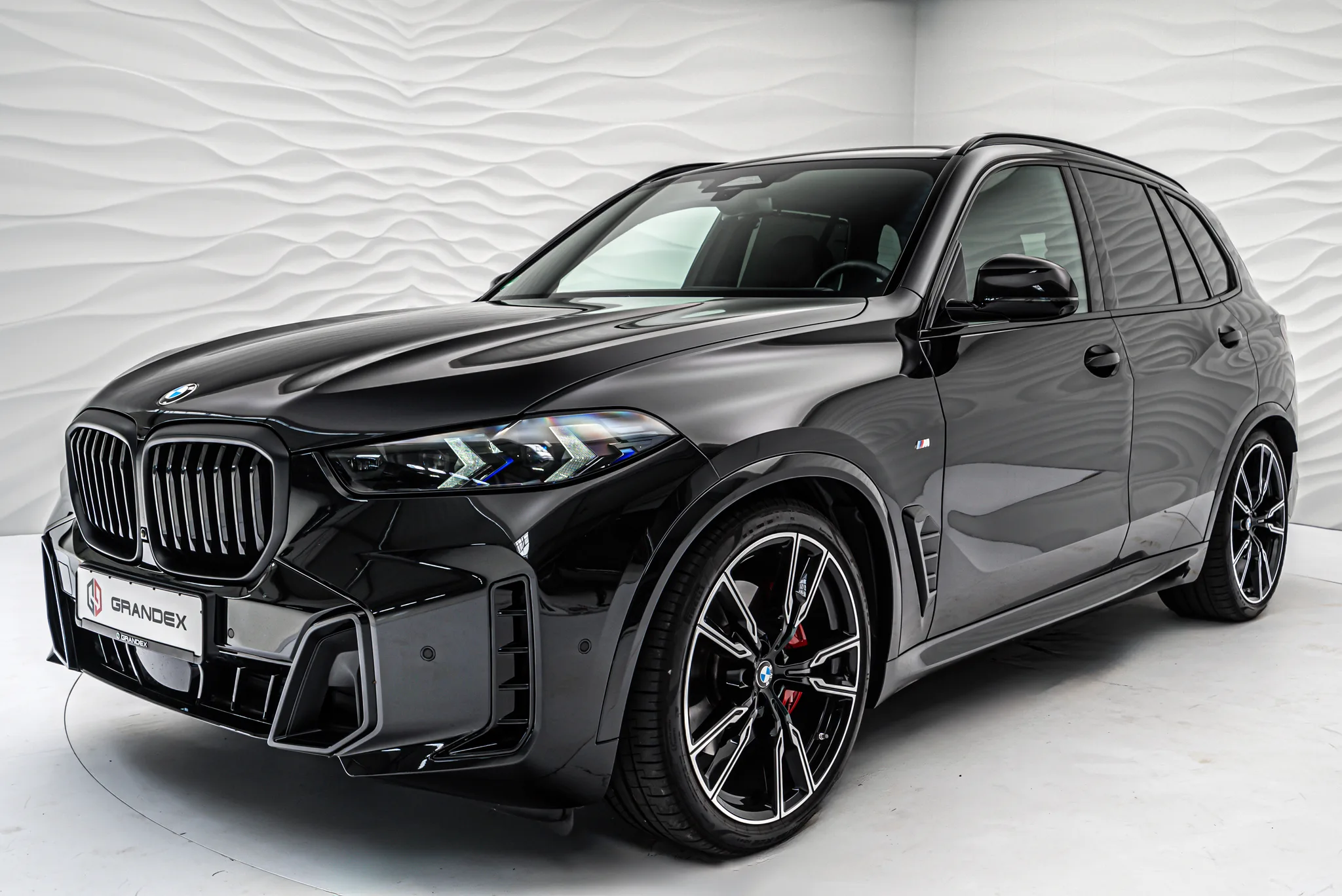 2025 BMW X5 offered by a specialist dealer in Sengenthal, Germany, main photo