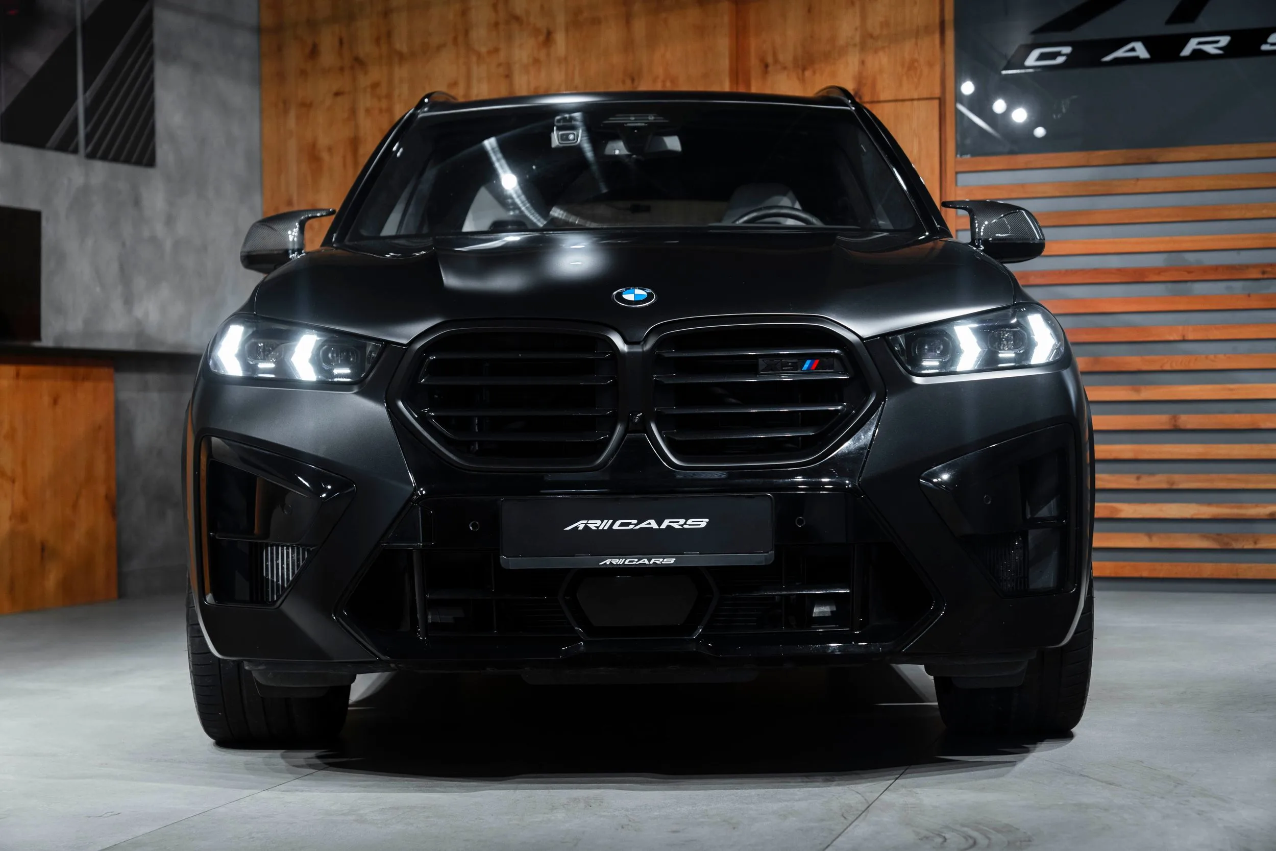 2025 BMW X5 M Competition, 2/27