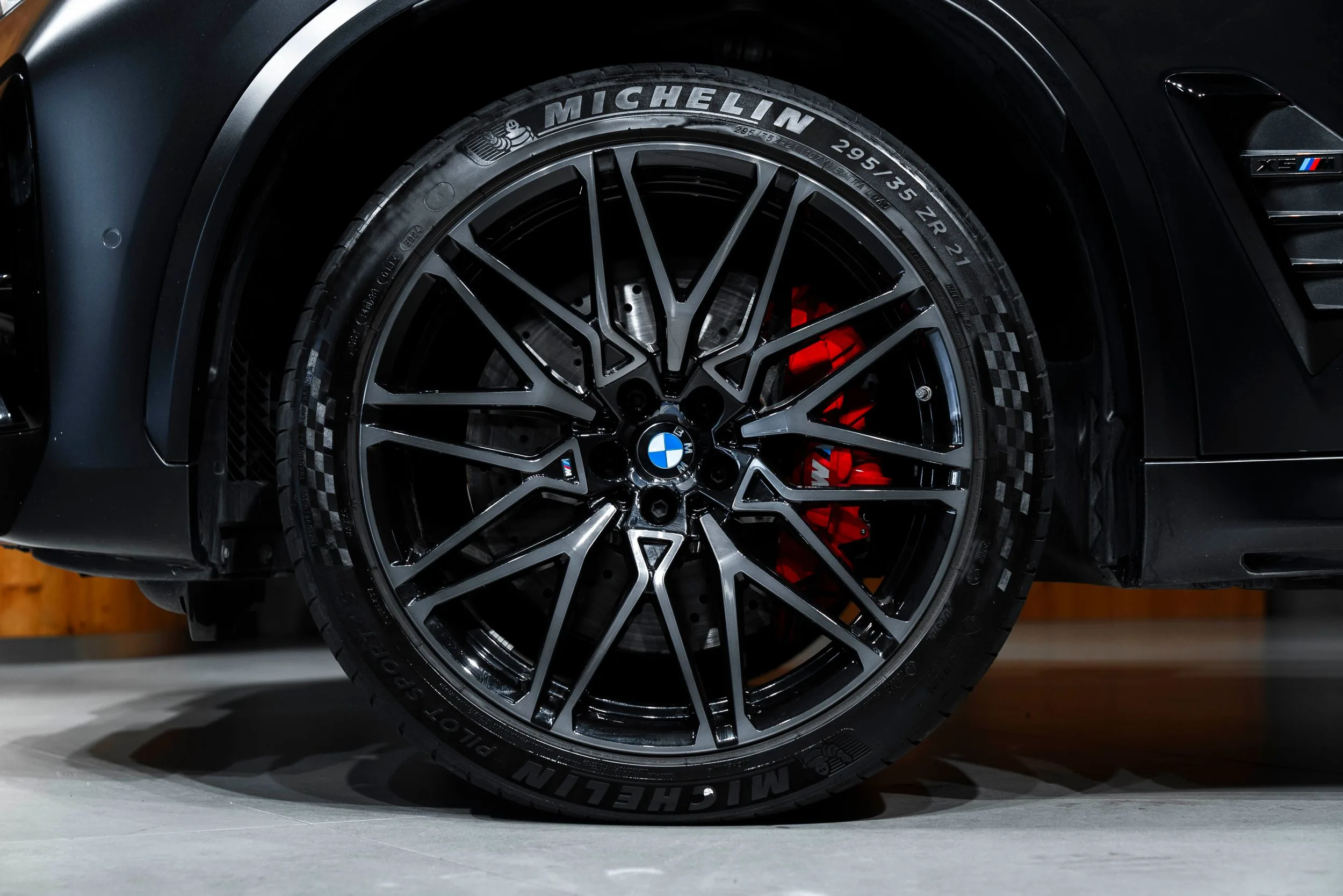 2025 BMW X5 M Competition, 5/27
