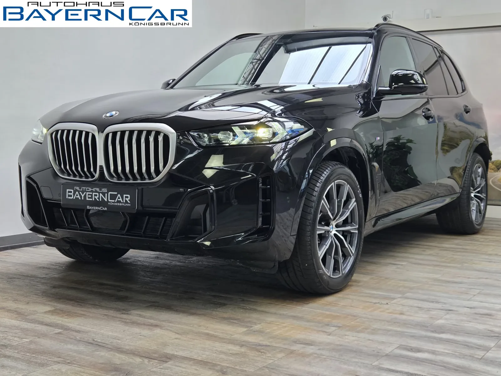 2025 BMW X5 xDrive40d M Sport angeboten von einem Fachhändler in Königsbrunn, Deutschland, Hauptfoto