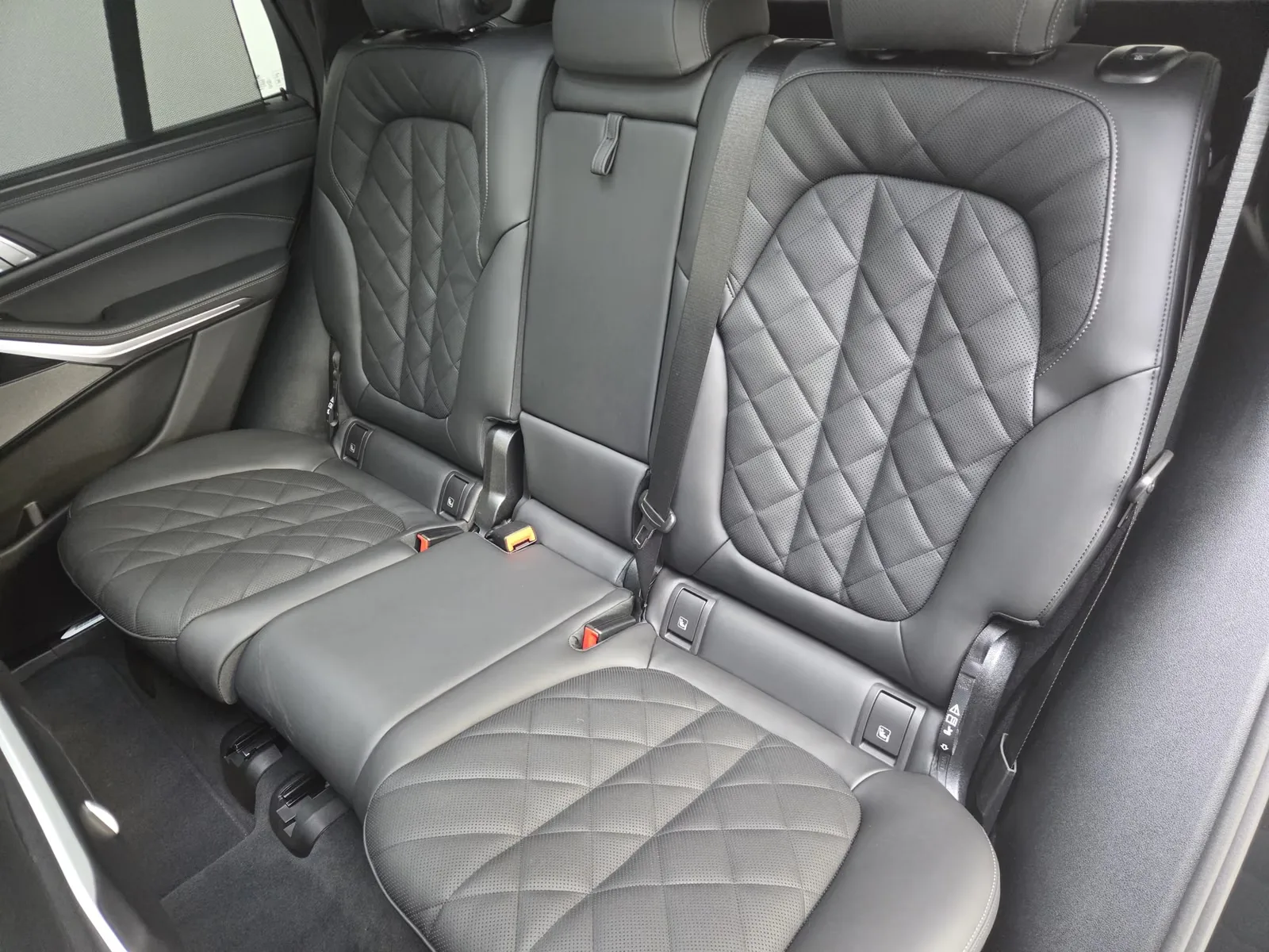 2025 BMW X5 xDrive40d M Sport, 18/30