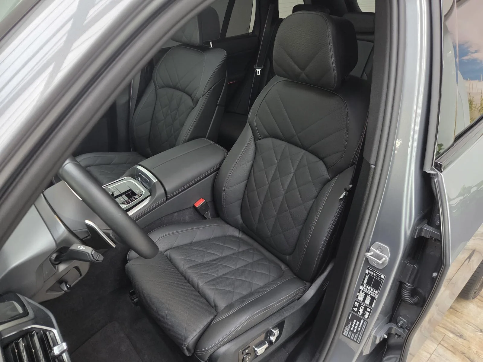 2025 BMW X5 xDrive40i M Sport Pro, 15/30