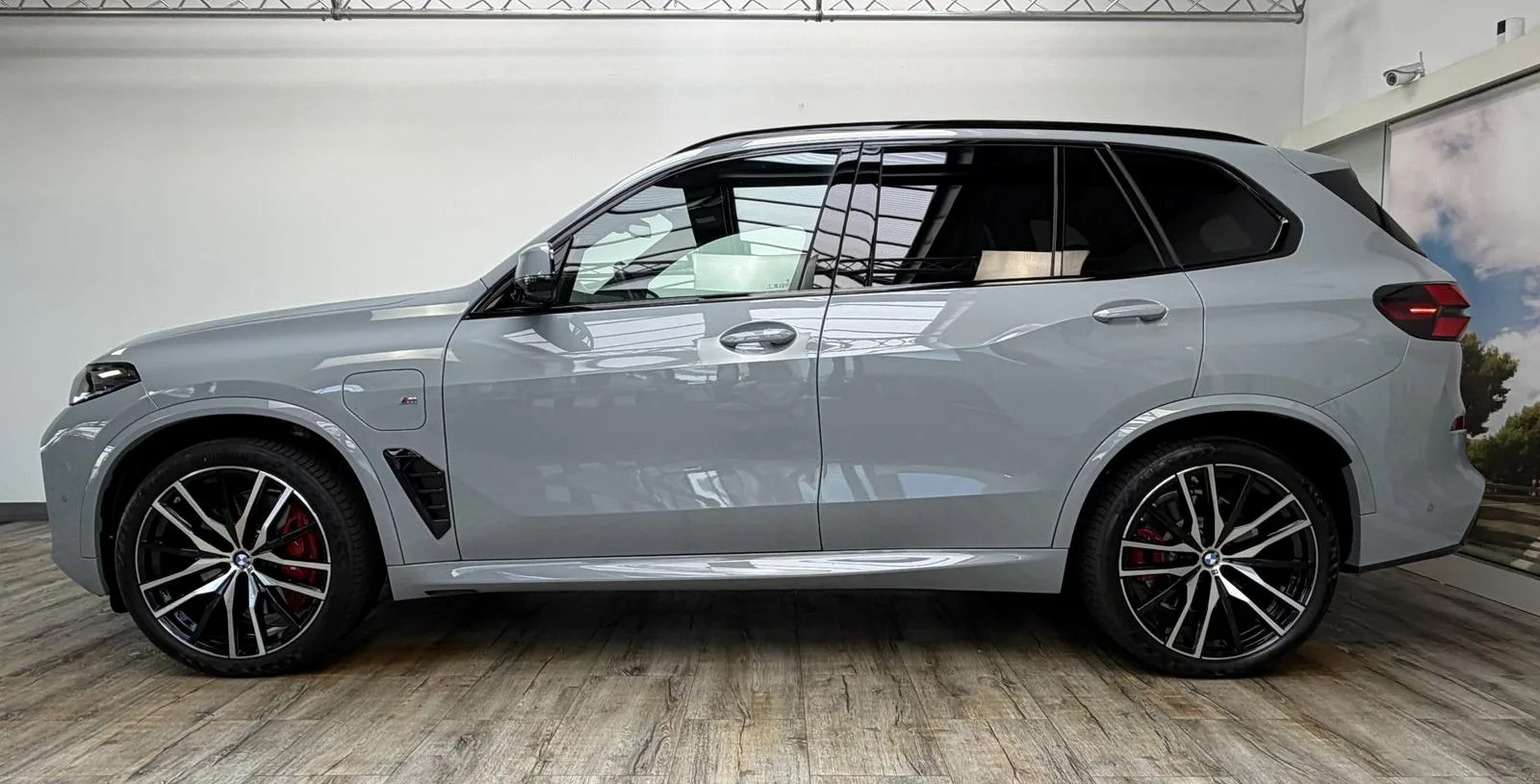 2025 BMW X5 xDrive50e M Sport Pro, 3/30