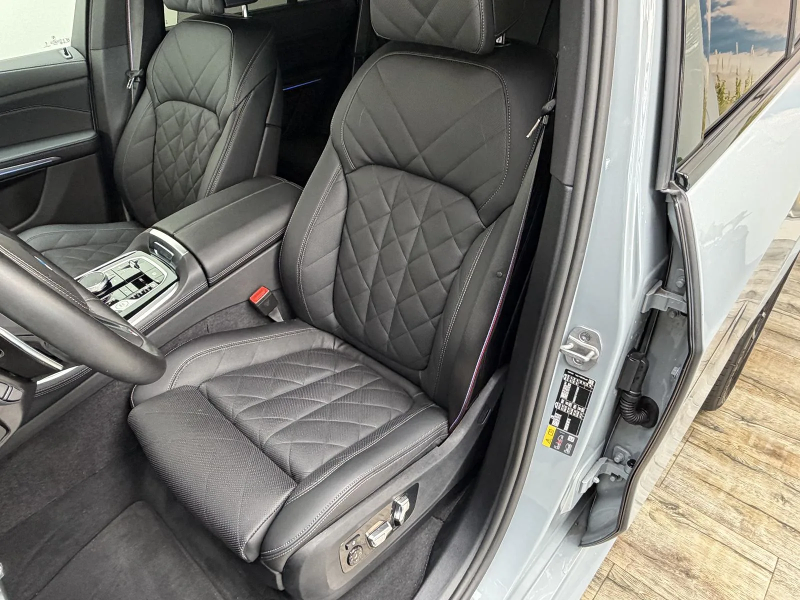 2025 BMW X5 xDrive50e M Sport Pro, 15/30