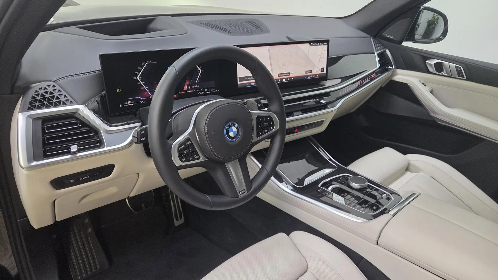 2025 BMW X5 xDrive50e M Sport Pro, 8/30