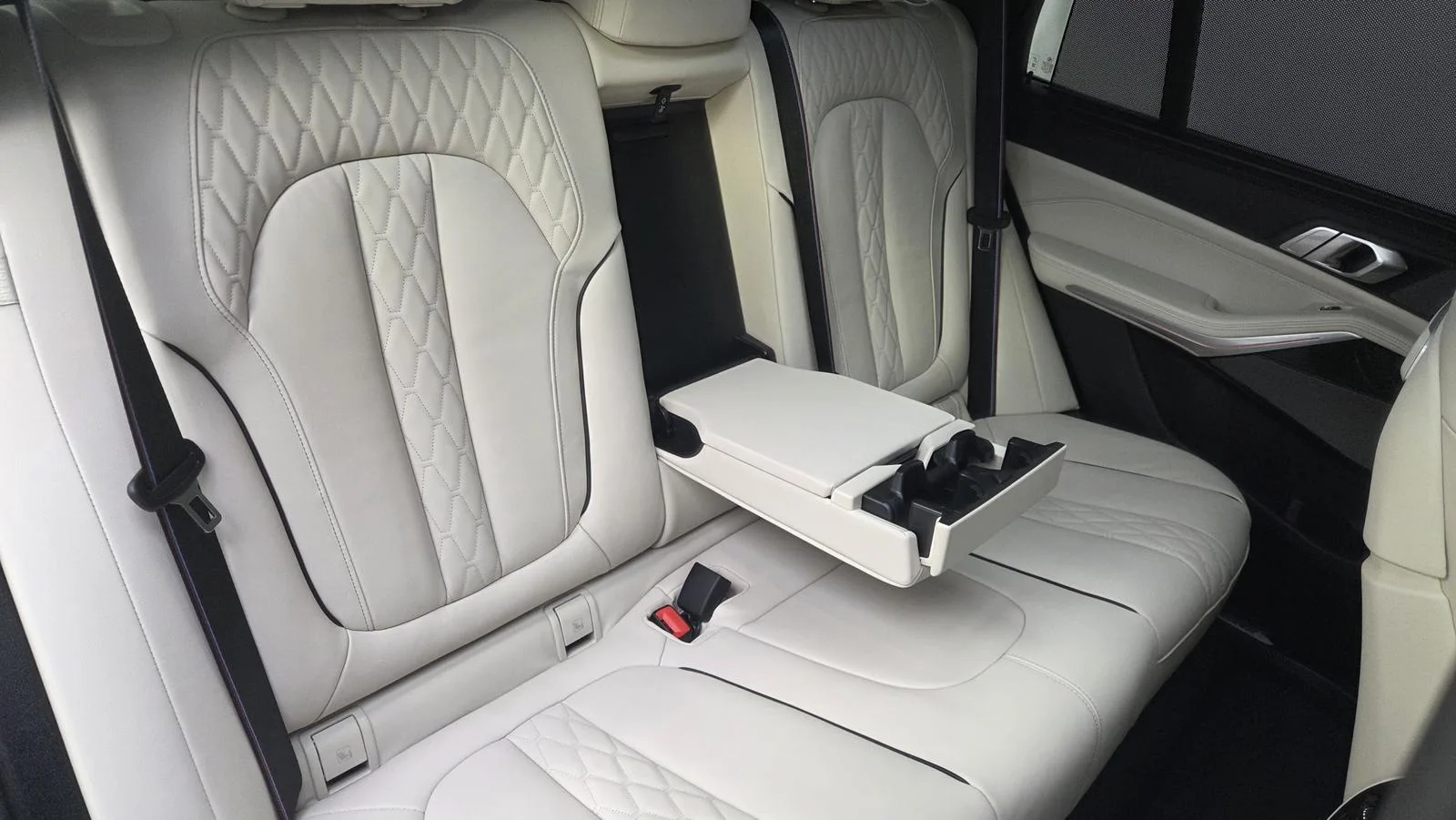 2025 BMW X5 xDrive50e M Sport Pro, 28/30
