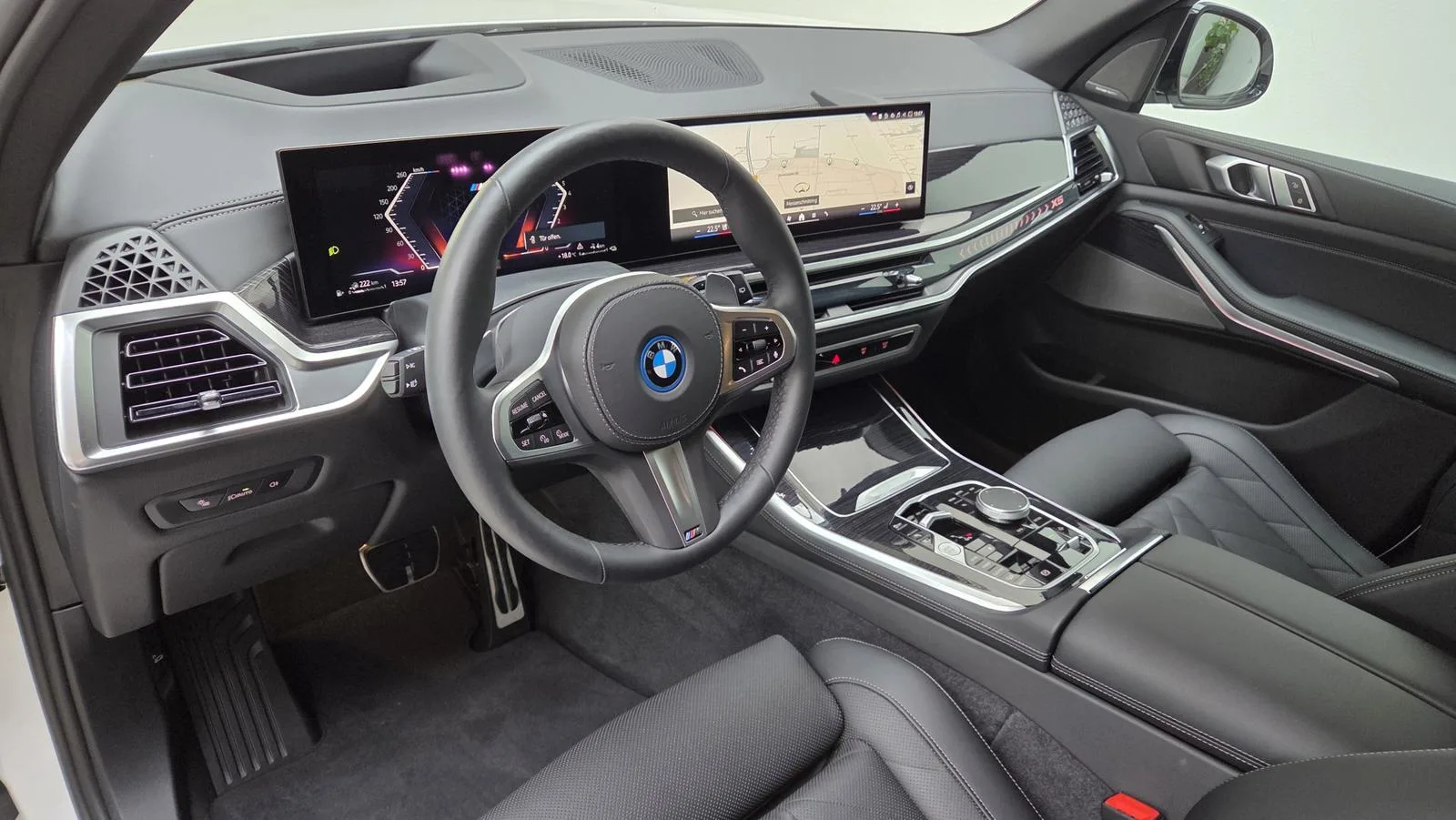2025 BMW X5 xDrive50e M Sport Pro, 8/30