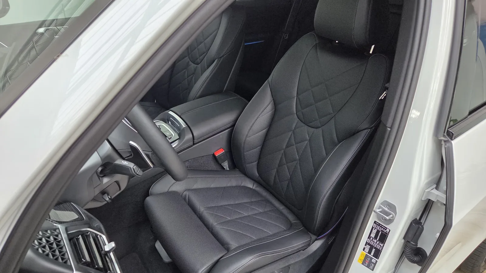 2025 BMW X5 xDrive50e M Sport Pro, 11/30