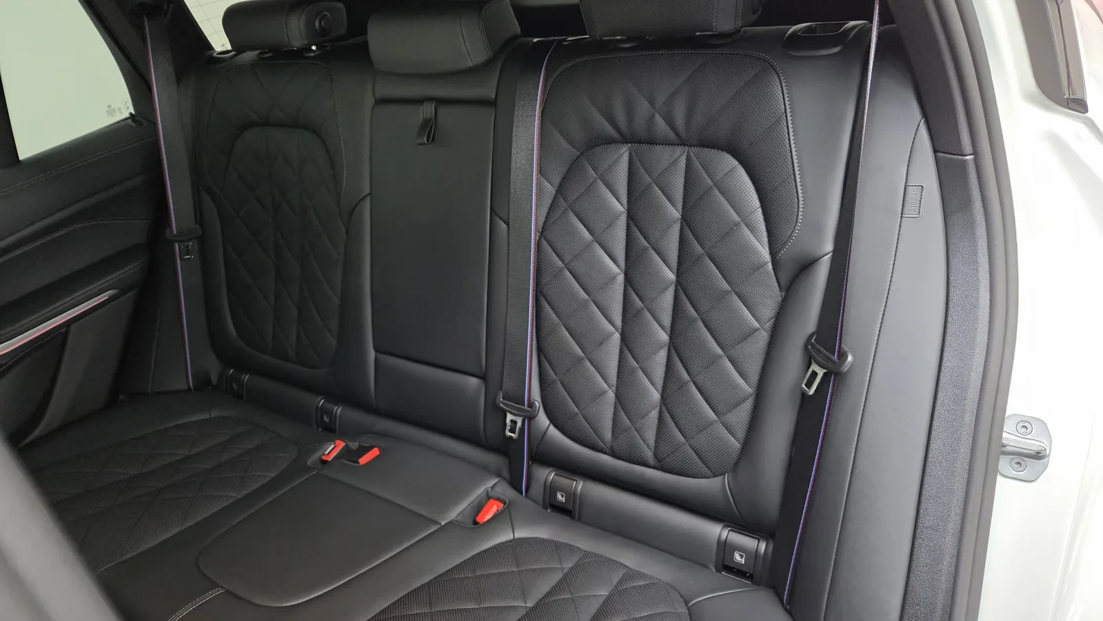 2025 BMW X5 xDrive50e M Sport Pro, 13/30