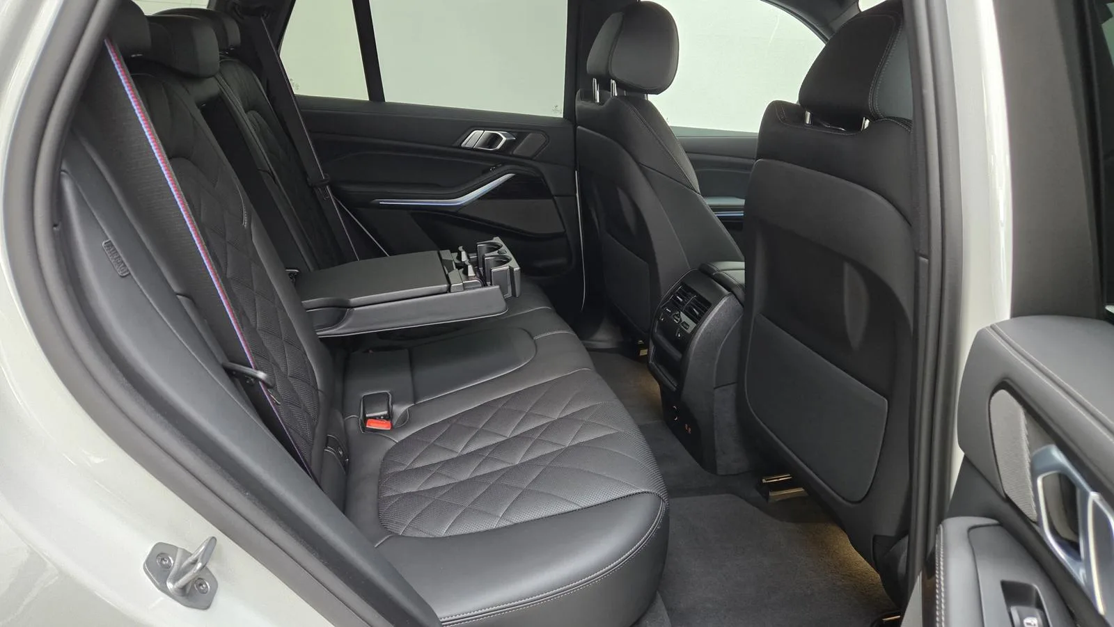 2025 BMW X5 xDrive50e M Sport Pro, 19/30