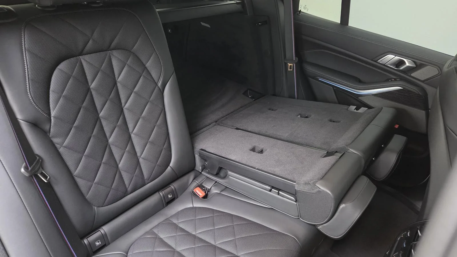 2025 BMW X5 xDrive50e M Sport Pro, 21/30