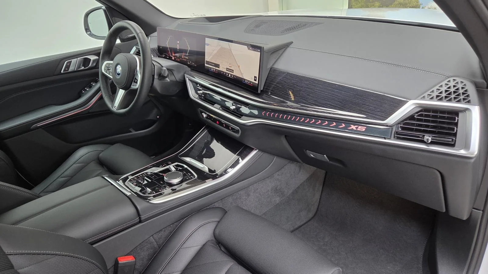 2025 BMW X5 xDrive50e M Sport Pro, 25/30
