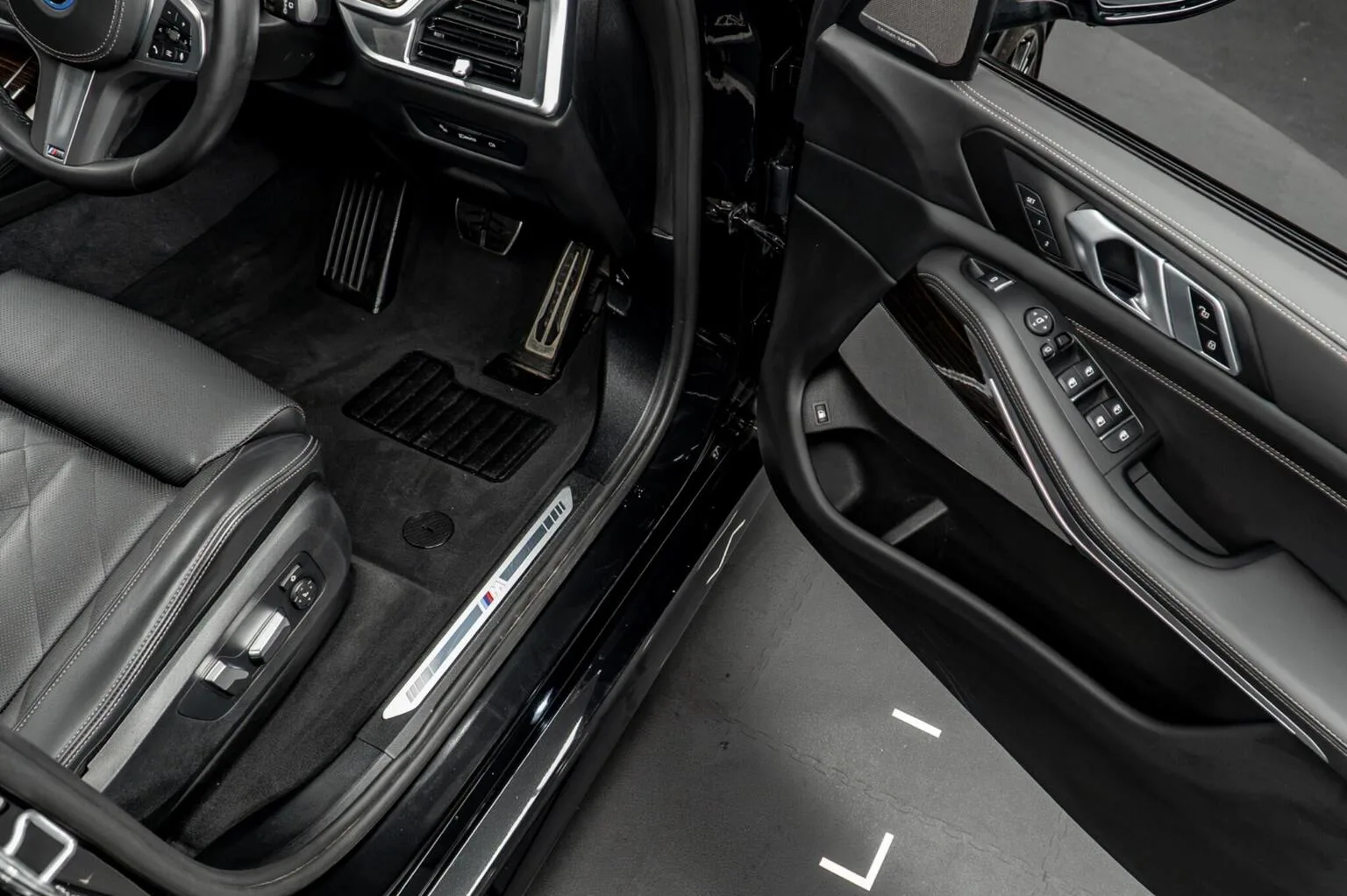 2025 BMW X5 xDrive50e M Sport, 27/30