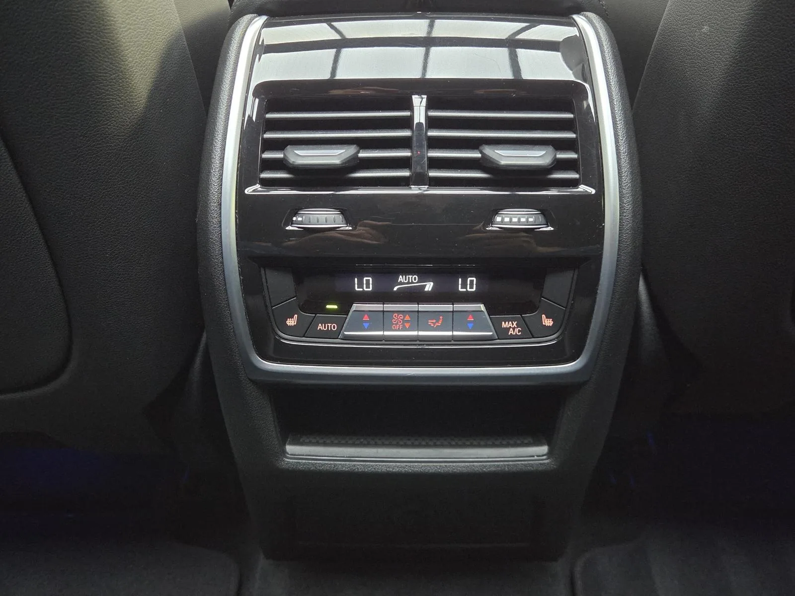 2025 BMW X6 xDrive30d M Sport Pro, 28/30
