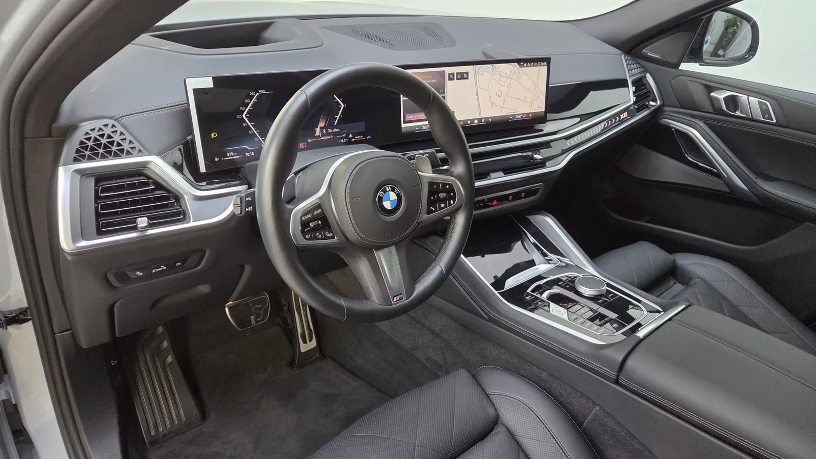 2025 BMW X6 xDrive30d M Sport Pro, 8/30