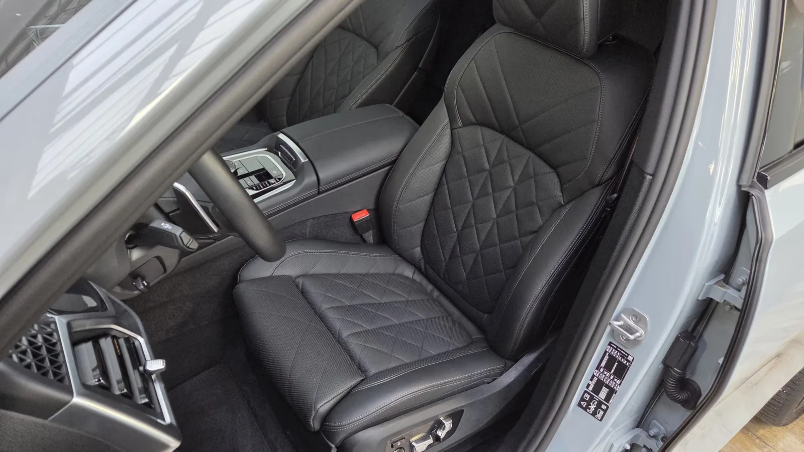 2025 BMW X6 xDrive30d M Sport Pro, 15/30