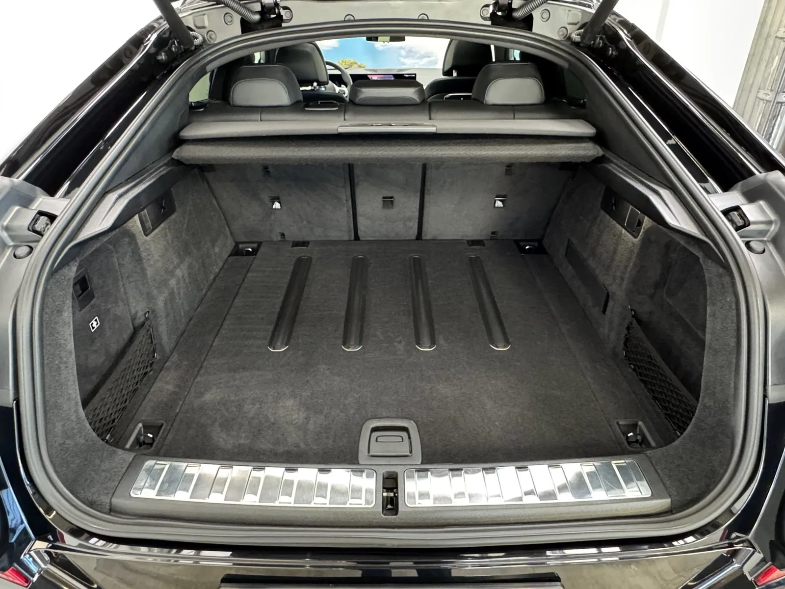 2025 BMW X6 xDrive30d M Sport Pro, 23/30