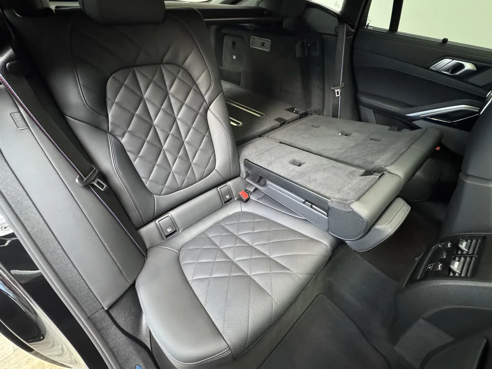 2025 BMW X6 xDrive30d M Sport Pro, 26/30