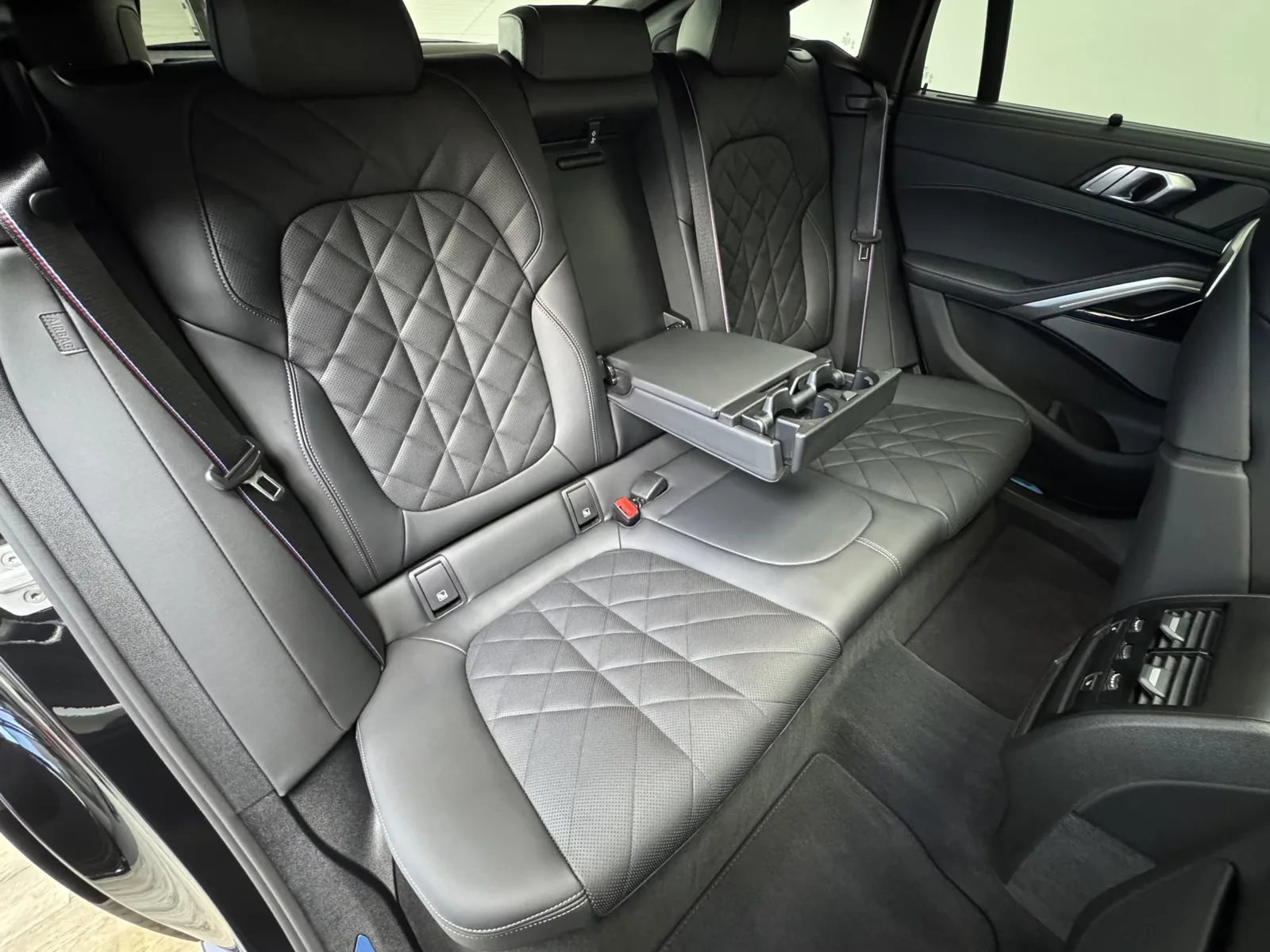 2025 BMW X6 xDrive30d M Sport Pro, 28/30