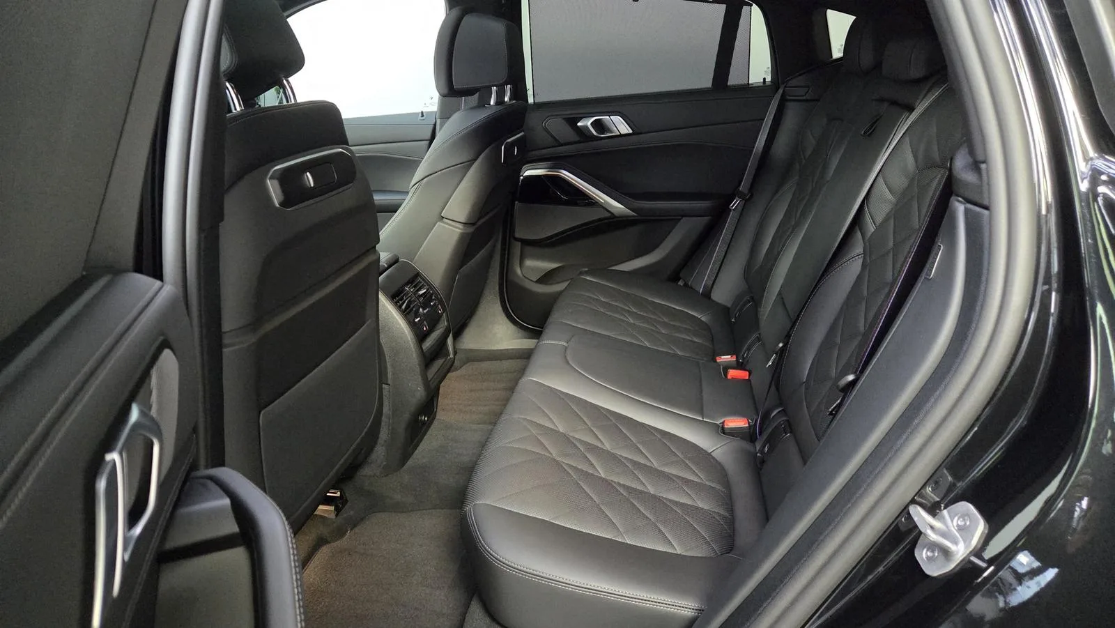 2025 BMW X6 xDrive30d M Sport Pro, 19/30
