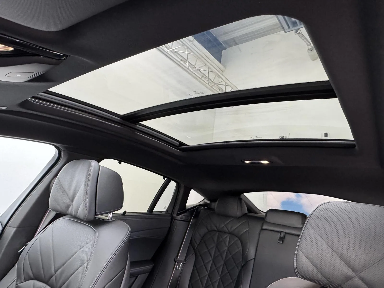 2025 BMW X6 xDrive30d M Sport Pro, 14/30