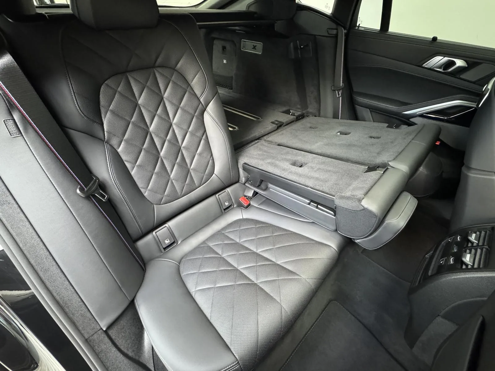 2025 BMW X6 xDrive30d M Sport Pro, 25/30