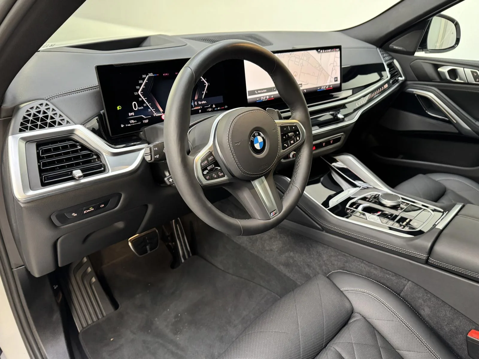 2025 BMW X6 xDrive30d M Sport Pro, 8/30