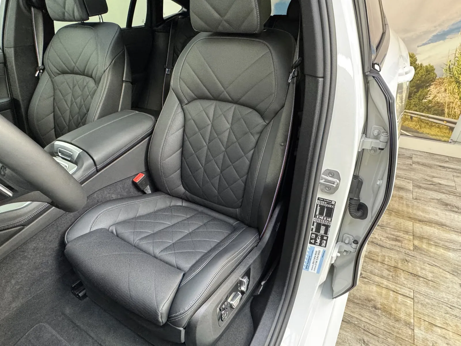 2025 BMW X6 xDrive30d M Sport Pro, 15/30