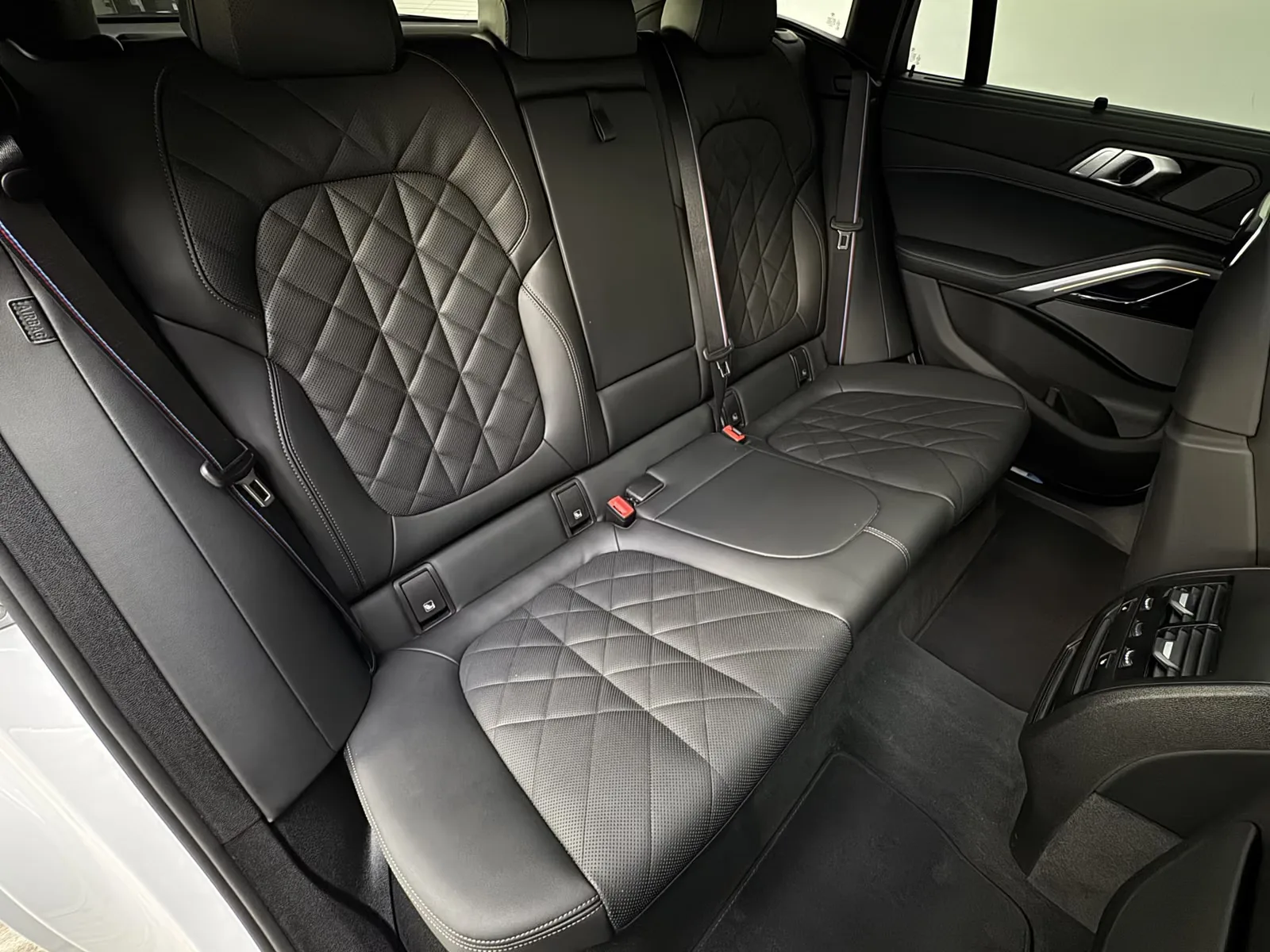 2025 BMW X6 xDrive30d M Sport Pro, 30/30